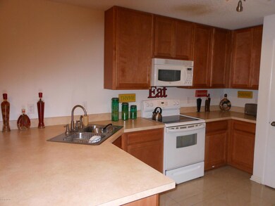7735 Playschool Ln, Jacksonville, FL 32210 - photo 4