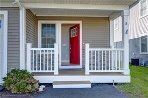314 Chases Ln unit B, Middletown, RI 02842 - photo 2