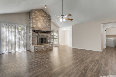 5722 Larkdale Dr, San Antonio, TX 78233 - photo 4