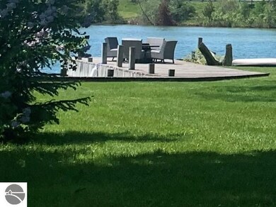 110 Mitchell Dr, Elk Rapids, MI 49629 - photo 6