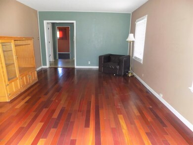 red arrow living room