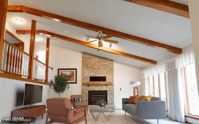 822 Bygland Rd SE, East Grand Forks, MN 56721 - photo 3