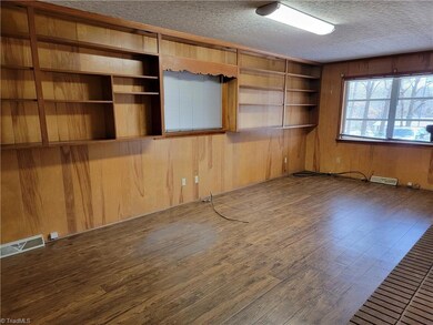 334 Dawson Miller Rd, Asheboro, NC 27205 - photo 4