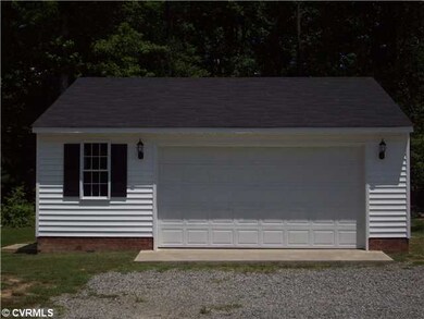 Parking Lot/Garage