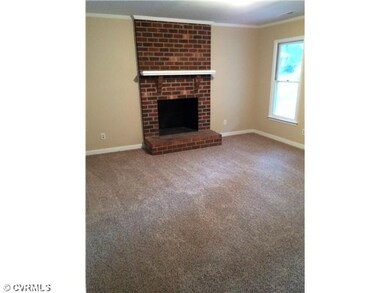 Living Room - OPEN Floor Plan Living Room with Kit
