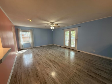 Living Room (2)