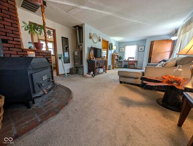 252 Hurst Ave, Cloverdale, IN 46120 - photo 7