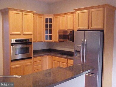 6575 Twilight Glow Dr, Sykesville, MD 21784 - photo 3