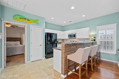 819 Isle of Palms Way-31