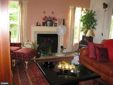 2173 Woodridge Dr unit 28, Macungie, PA 18062 - photo 5