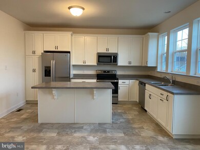 232 Grove View Dr, Hockessin, DE 19707 - photo 4