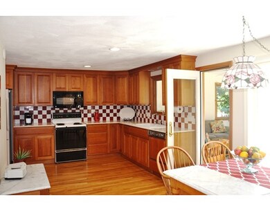 34 Lakeshore Dr, Westwood, MA 02090 - photo 4