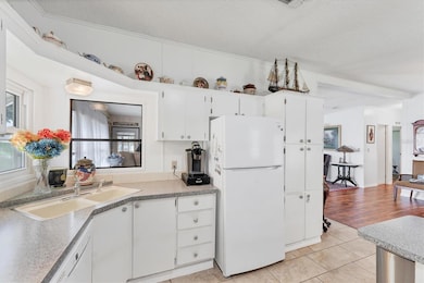 5707 45th St E unit 136, Bradenton, FL 34203 - photo 7