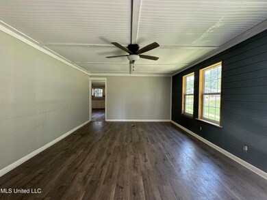 1050 Beech St, Wesson, MS 39191 - photo 2