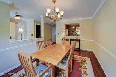 9 Lisa Court Matawan NJ 07747-small-006-