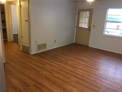 1303 & 1305 W Beech Dr, Rogers, AR 72756 - photo 5