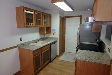 1 Thoreau Ct unit 16, Natick, MA 01760 - photo 7