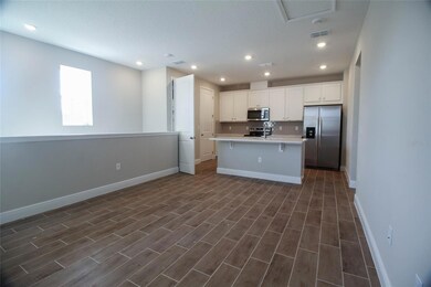 10159 Hasselmann Aly, Orlando, FL 32827 - photo 3