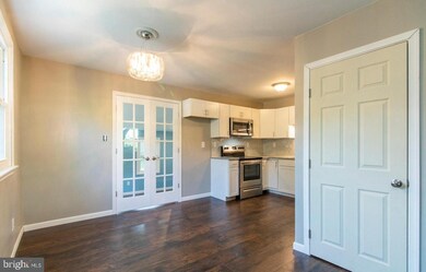 318 Reiff Ave, Pottstown, PA 19465 - photo 3