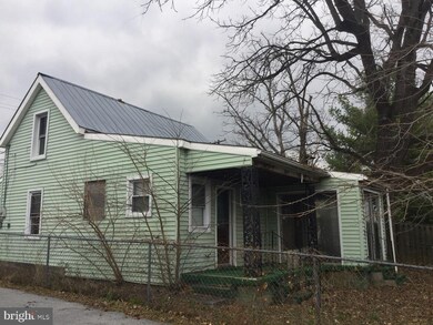 214 S Hawbaker Cir, Clear Spring, MD 21722 - photo 5