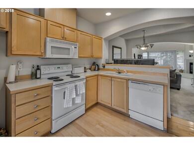 14665 SW Beard Rd unit 103, Beaverton, OR 97007 - photo 5