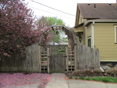 311 N Main St, Princeton, IL 61356 - photo 4