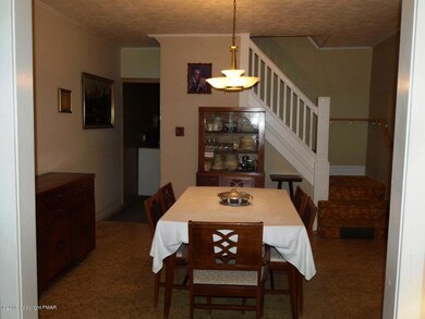 247 E Elm St, Allentown, PA 18109 - photo 6