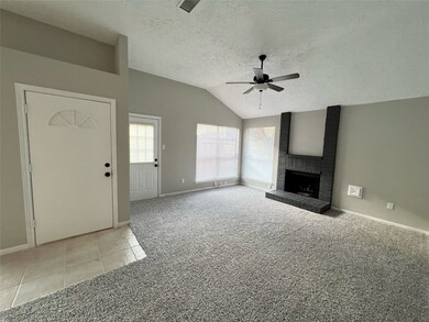 8218 Summertree Dr, Houston, TX 77040 - photo 6