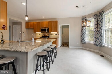 118 Holby Ln, Pottstown, PA 19465 - photo 6