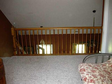 Loft - Office/Loft/Bonus Room