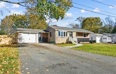 109 Vineyard Rd, Warwick, RI 02889 - photo 6