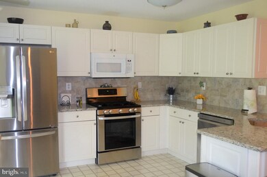 527 Jason Dr, Southampton, PA 18966 - photo 6