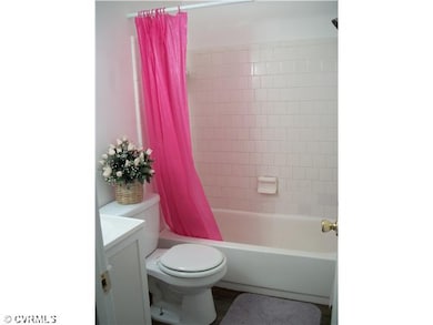 Bathroom - Nice hall bath