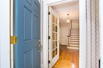 81 Alfred Stone Rd, Pawtucket, RI 02860 - photo 5