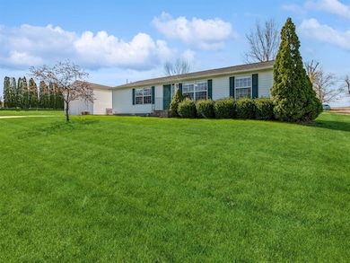 Spacious corner lot