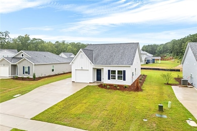 1122 Swift St, Opelika, AL 36801 - photo 2