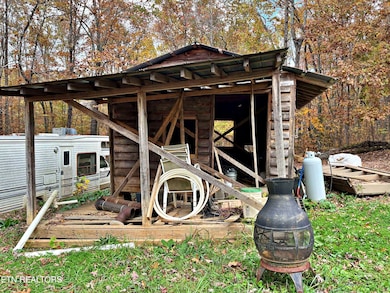 575 J D Walden Rd, Ten Mile, TN 37880 - photo 6