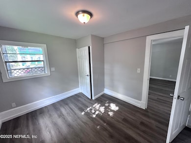 1567 W 6th St, Jacksonville, FL 32209 - photo 7
