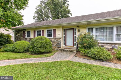 3510 Caley Rd, Newtown Square, PA 19073 - photo 2