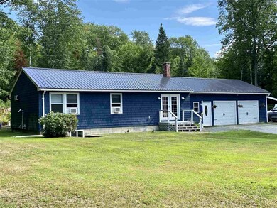 122 Elm St, Lancaster, NH 03584 - photo 2