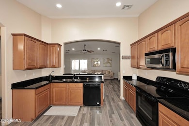 12163 N 150th Ln, Surprise, AZ 85379 - photo 6