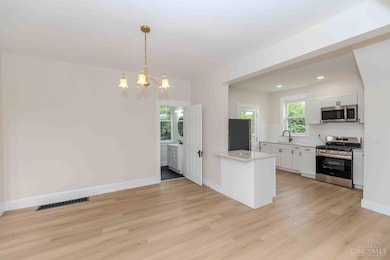 1537 Dixmont Ave, Cincinnati, OH 45207 - photo 7