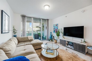 Brickell On The River unit 409, Miami, FL 33131 - photo 4