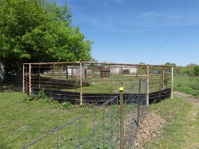 1820 Cr 3451 Rd, Paradise, TX 76073 - photo 7