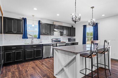 140 Mccrae Ln, Boyd, TX 76023 - photo 6