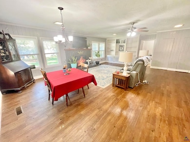 883 4th Ave, Rochelle, GA 31079 - photo 7