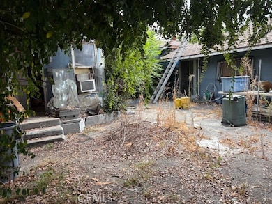 452 N Lomita St, Burbank, CA 91506 - photo 2