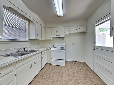 8420 Whitney Dr, Fort Worth, TX 76108 - photo 4