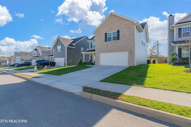 8147 Zenith Ln, Powell, TN 37849 - photo 4