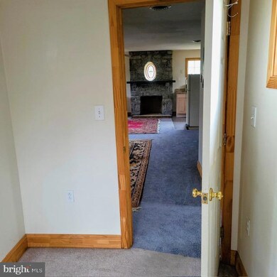 217 N Providence Rd unit 2, Wallingford, PA 19086 - photo 7